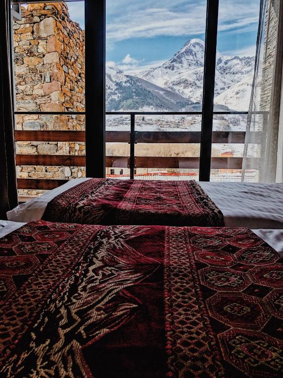 Capra Hotel Kazbegi room 4